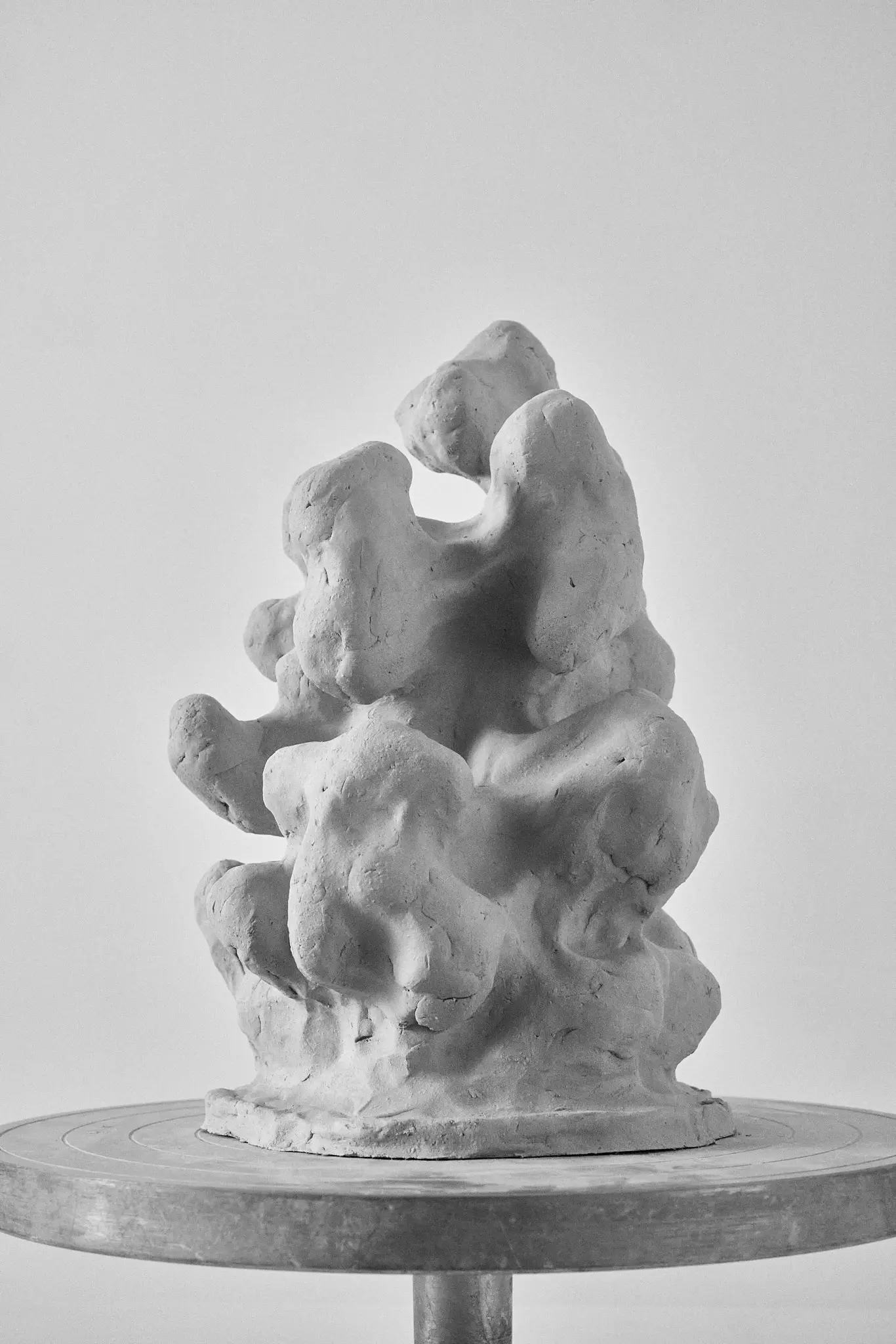 Escultura «VI/14/26» de Alexander Tinti